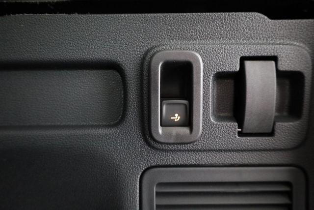 Volkswagen Touran Comfortline BMT/Start-Stopp 1.5 TSI DSG Comfortline, 7-Sitzer, AHK, Navi, FS-heizbar, Kamera, Side, Winter, 4 J.-Garantie 