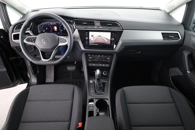 Volkswagen Touran Comfortline BMT/Start-Stopp 1.5 TSI DSG Comfortline, 7-Sitzer, AHK, Navi, FS-heizbar, Kamera, Side, Winter, 4 J.-Garantie 