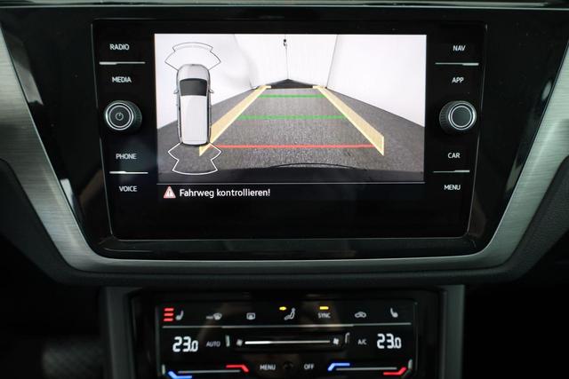 Volkswagen Touran Comfortline BMT/Start-Stopp 1.5 TSI DSG Comfortline, 7-Sitzer, AHK, Navi, FS-heizbar, Kamera, Side, Winter, 4 J.-Garantie 