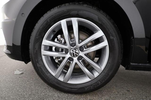 Volkswagen Touran Comfortline BMT/Start-Stopp 1.5 TSI DSG Comfortline, 7-Sitzer, AHK, Navi, FS-heizbar, Kamera, Side, Winter, 4 J.-Garantie 