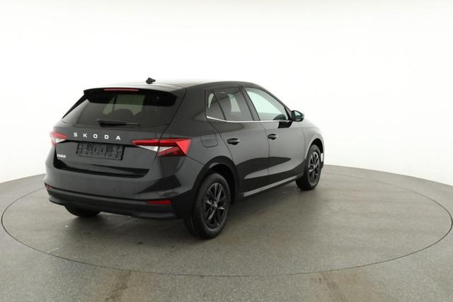 Skoda Fabia Selection 1.0 TSI DSG Selection, KESSY, Kamera, 15-Zoll schwarz, Winter, Ladeboden 