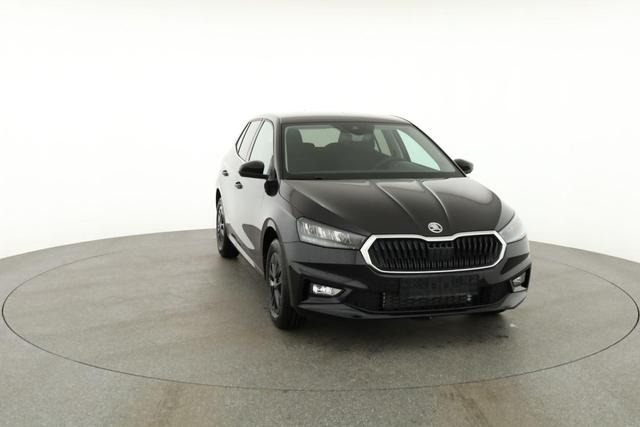 Skoda Fabia Selection 1.0 TSI DSG Selection, KESSY, Kamera, 15-Zoll schwarz, Winter, Ladeboden 