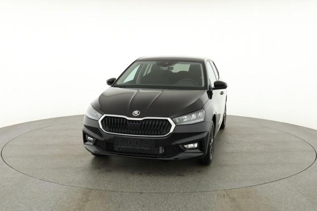 Skoda Fabia Selection 1.0 TSI DSG Selection, KESSY, Kamera, 15-Zoll schwarz, Winter, Ladeboden 