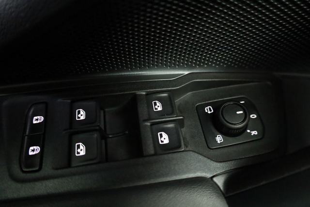 Volkswagen Tayron 1.5 TSI eHybrid 150 kW Life Life, Leder, Pano, HuD, AHK, AreaView, Side, Navi, Winter, 5-J. Garantie 