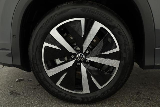 Volkswagen Tayron 1.5 TSI eHybrid 150 kW Life Life, Leder, Pano, HuD, AHK, AreaView, Side, Navi, Winter, 5-J. Garantie 