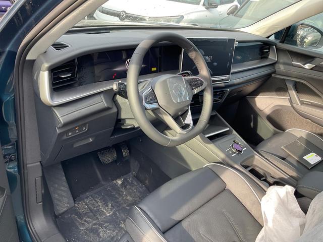 Volkswagen Tayron 1.5 TSI eHybrid 150 kW Life Life, Leder, Pano, HuD, AHK, AreaView, Side, Navi, Winter, 5-J. Garantie 