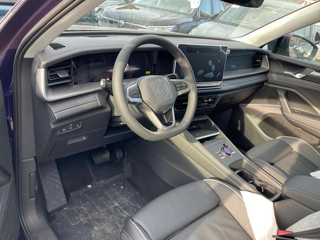 Volkswagen Tayron 1.5 TSI eHybrid 150 kW Life Life, Leder, Pano, HuD, AHK, AreaView, Side, Navi, Winter, 5-J. Garantie 