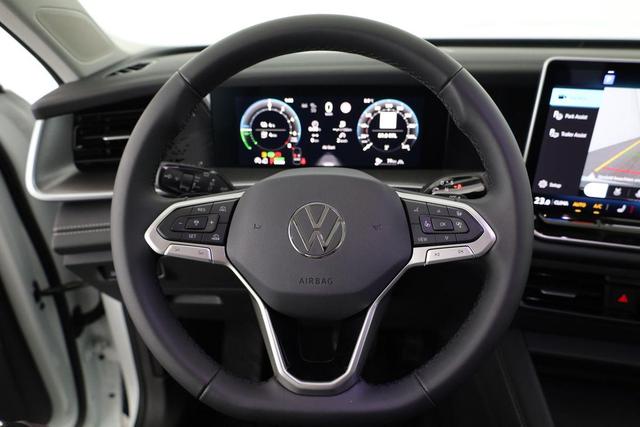 Volkswagen Tayron 1.5 TSI eHybrid 150 kW Life Life, Pano, HuD, AHK, AreaView, Side, Navi, Winter, 5-J. Garantie 