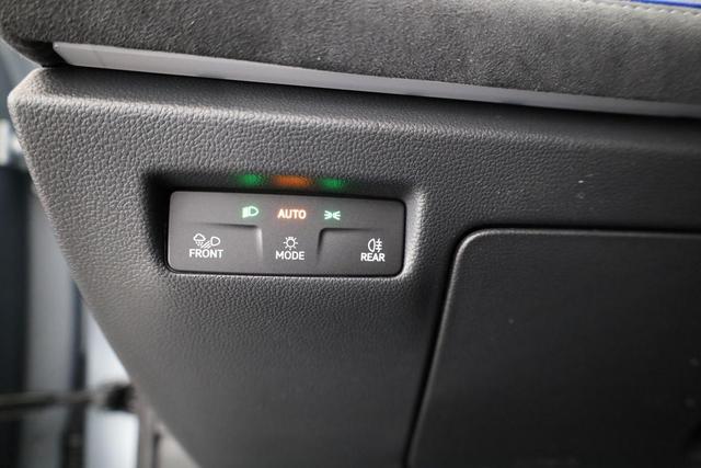 Volkswagen Passat Variant 2.0 TDI 142 kW 4Motion R-Line DSG 4M Black, AHK, IQ.Light, HUD, 19-Zoll, AreaView, Navi, Side 