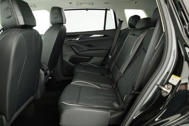 Volkswagen Tayron 1.5 TSI eHybrid 150 kW Life Life, Leder, Pano, HuD, AHK, AreaView, Side, Navi, Winter, 5-J. Garantie 