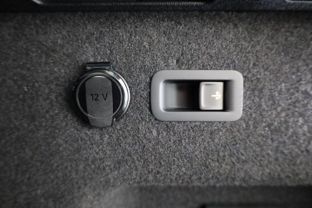 Volkswagen Tayron 1.5 TSI eHybrid 150 kW Life Life, Leder, Pano, HuD, AHK, AreaView, Side, Navi, Winter, 5-J. Garantie 