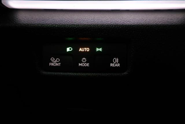 Volkswagen Tayron 1.5 TSI eHybrid 150 kW Life Life, Leder, Pano, HuD, AHK, AreaView, Side, Navi, Winter, 5-J. Garantie 