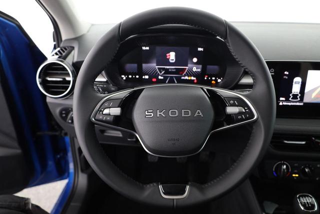 Skoda Fabia Selection 1.0 TSI 130 Jahre, LED, Kamera, Winter, Sunset, 15-Zoll 