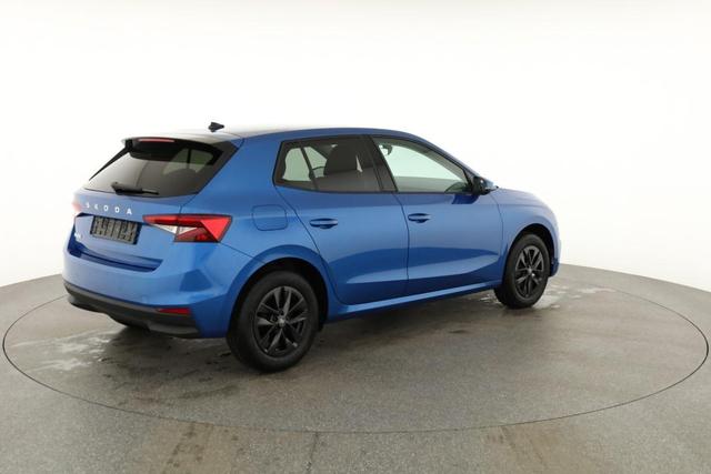 Skoda Fabia Selection 1.0 TSI 130 Jahre, LED, Kamera, Winter, Sunset, 15-Zoll 