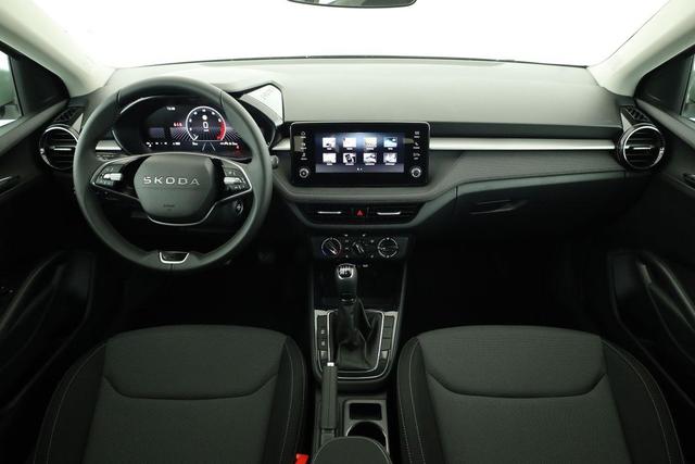 Skoda Fabia Selection 1.0 TSI 130 Jahre, LED, Kamera, Winter, Sunset, 15-Zoll 