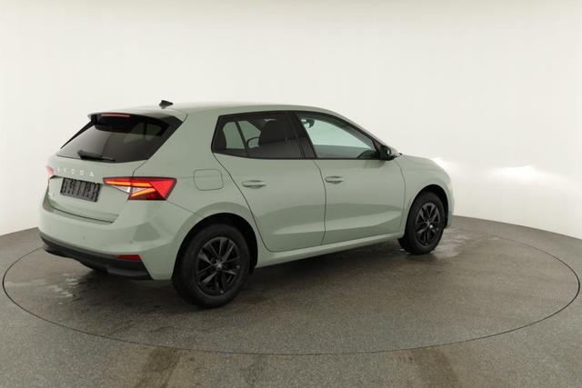 Skoda Fabia Selection 1.0 TSI 130 Jahre, LED, Kamera, Winter, Sunset, 15-Zoll 