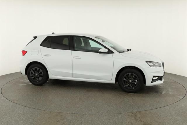 Skoda Fabia Selection 1.0 TSI 130 Jahre, LED, Kamera, Winter, Sunset, 15-Zoll 