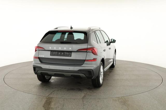 Skoda Kamiq Selection 1.0 TSI DSG 130 Jahre, AHK, LED, Side, ACC, Kamera, el. Klappe, Winter, 17-Zoll 