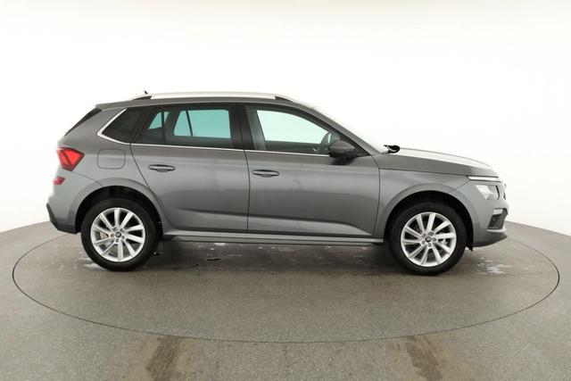 Skoda Kamiq Selection 1.0 TSI DSG 130 Jahre, AHK, LED, Side, ACC, Kamera, el. Klappe, Winter, 17-Zoll 