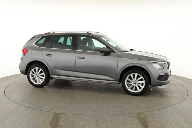 Skoda Kamiq Selection 1.0 TSI DSG 130 Jahre, AHK, LED, Side, ACC, Kamera, el. Klappe, Winter, 17-Zoll 