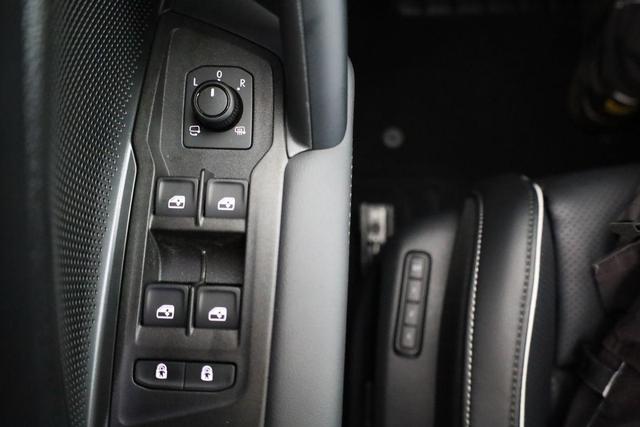 Volkswagen Tayron 1.5 TSI eHybrid 150 kW Life Life, Leder, Pano, HuD, AHK, AreaView, Side, Navi, Winter, 5-J. Garantie 