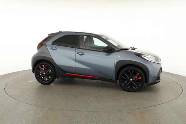 Toyota Aygo X Undercover 1.0 KAT Undercover, LED, ACC, Kamera, 18-Zoll 