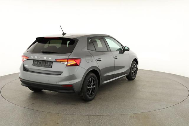 Skoda Fabia Selection 1.0 TSI 130 Jahre, LED, Kamera, Winter, Sunset, 15-Zoll 