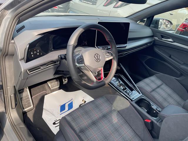 Volkswagen Golf - 2.0 TSI 195 kW GTI VIII DSG, Navi, Side, IQ.Light, Kamera, Winter