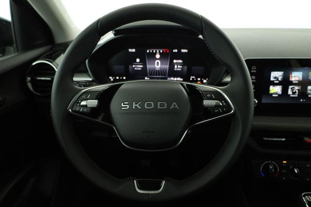 Skoda Fabia Selection 1.0 TSI 130 Jahre, LED, Kamera, Winter, Sunset, 15-Zoll 