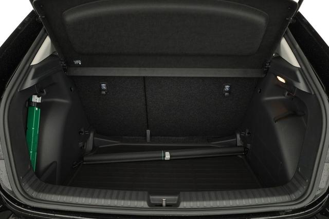 Skoda Fabia Selection 1.0 TSI 130 Jahre, LED, Kamera, Winter, Sunset, 15-Zoll 