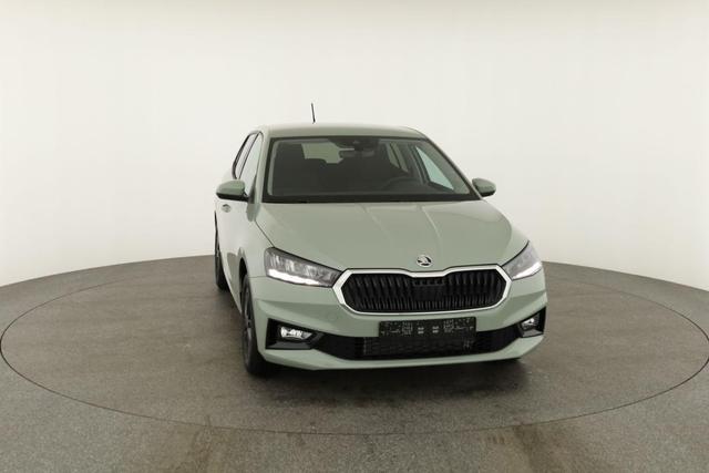 Skoda Fabia Selection 1.0 TSI 130 Jahre, LED, Kamera, Winter, Sunset, 15-Zoll 