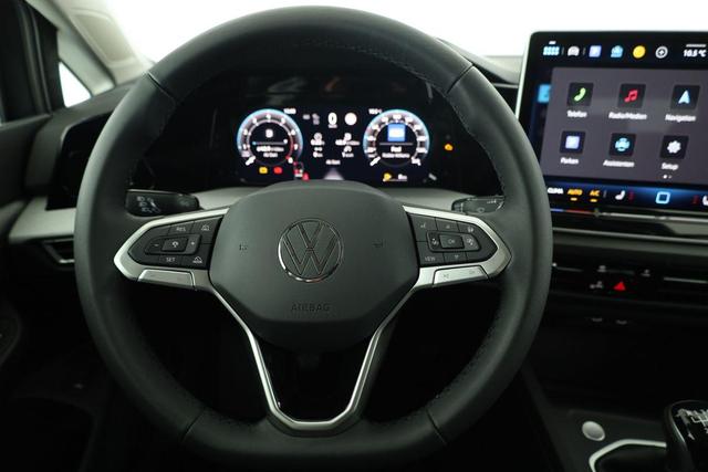 Volkswagen Golf 1.5 TSI 110 kW VIII Variant Life, AHK, easyOpen, Kamera, 3-J Garantie 