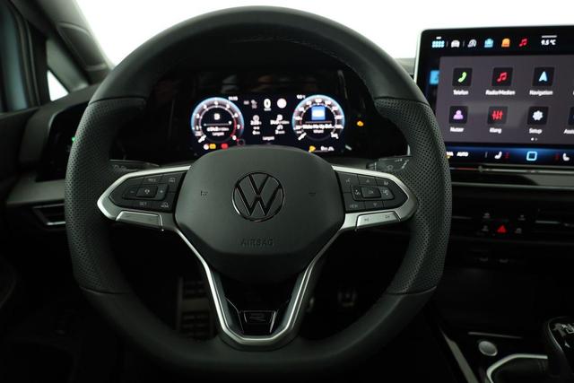 Volkswagen Golf 1.5 TSI 110 kW R-Line VIII Variant R-LINE, AHK, easyOpen, Kamera, LED-Plus, 3-J Garantie 
