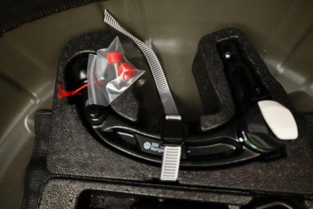 Volkswagen T-Cross 1.0 TSI 85 kW Life DSG Life, AHK, LED, Kamera, Side, ACC, Winter, sofort 