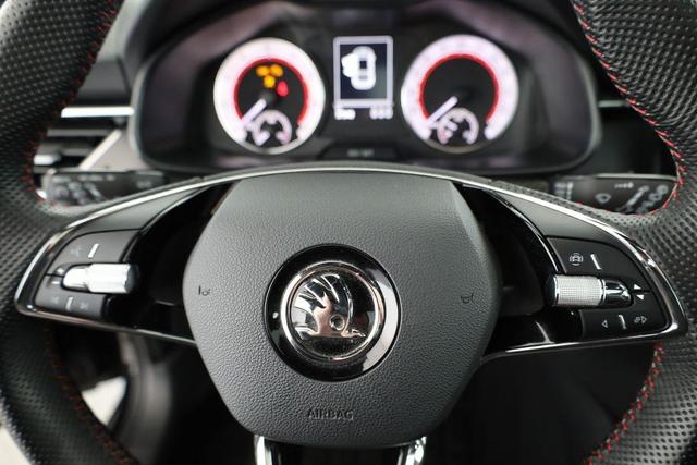 Skoda Scala Monte Carlo 1.0 TSI Carlo, Pano, Sitzheizung, AppConnect, 17-Zoll 