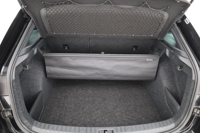 Skoda Scala Monte Carlo 1.0 TSI Carlo, Pano, Sitzheizung, AppConnect, 17-Zoll 