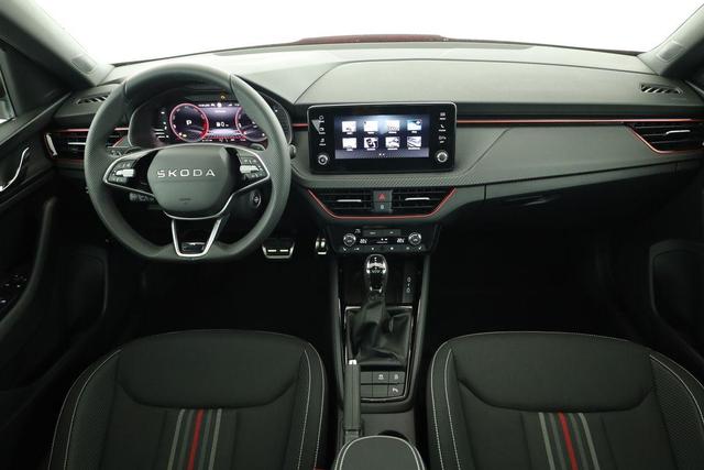 Skoda Kamiq Monte Carlo 1.5 TSI DSG Carlo, Pano, AHK, IQ.Light, Side, Kamera, Winter, 17-Zoll 