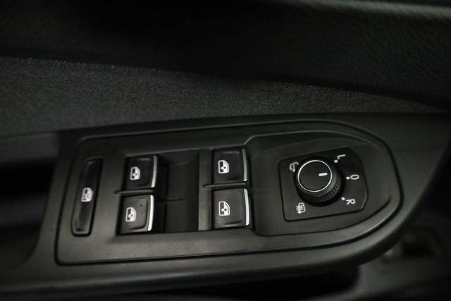 Volkswagen Golf VIII Variant 2.0 TDI DSG Life, easyOpen, Kamera, 3-J Garantie 