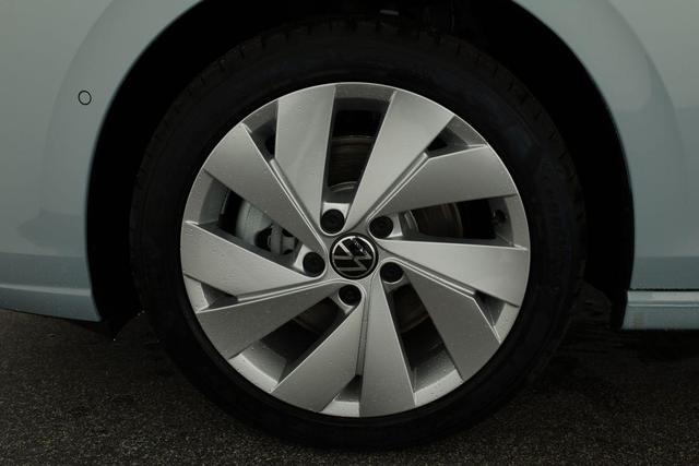 Volkswagen Golf VIII Variant 2.0 TDI DSG Life, easyOpen, Kamera, 3-J Garantie 