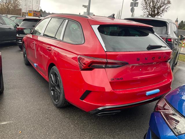 Skoda Octavia Combi 2.0 TSI 195 kW RS DSG, AHK, Navi, Matrix, Side, Winter, 5 J.-Garantie 