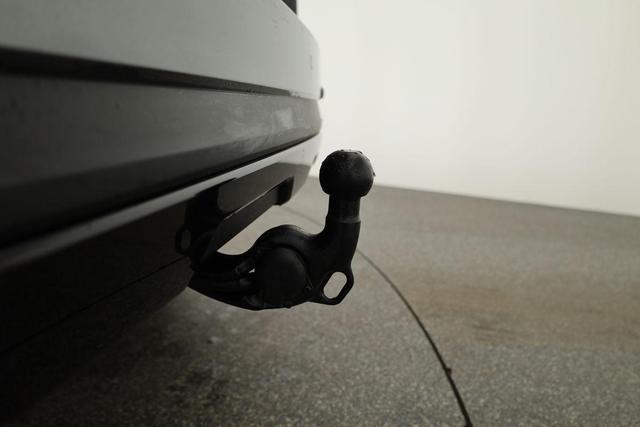 Skoda Kamiq Monte Carlo 1.5 TSI DSG Carlo, Pano, AHK, IQ.Light, Side, Kamera, Winter, 17-Zoll 