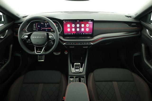 Skoda Octavia Combi 2.0 TSI 195 kW RS DSG, Pano, AHK, Navi, Matrix, Side, Winter, 5 J.-Garantie 