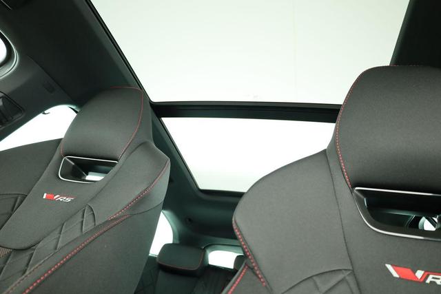 Skoda Octavia Combi 2.0 TSI 195 kW RS DSG, Pano, AHK, Navi, Matrix, Side, Winter, 5 J.-Garantie 