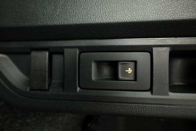 Skoda Octavia Combi 2.0 TSI 195 kW RS DSG, Pano, AHK, Navi, Matrix, Side, Winter, 5 J.-Garantie 