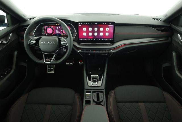 Skoda Octavia Combi 2.0 TSI 195 kW RS DSG, Pano, AHK, Navi, Matrix, Side, Winter, 5 J.-Garantie 