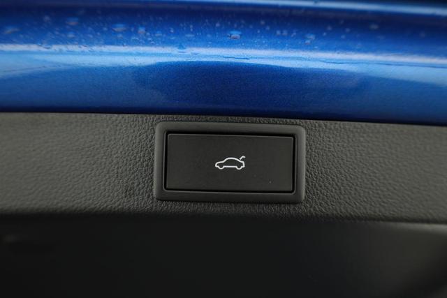 Skoda Octavia Combi 2.0 TSI 195 kW RS DSG, Pano, AHK, Navi, Matrix, Side, Winter, 5 J.-Garantie 