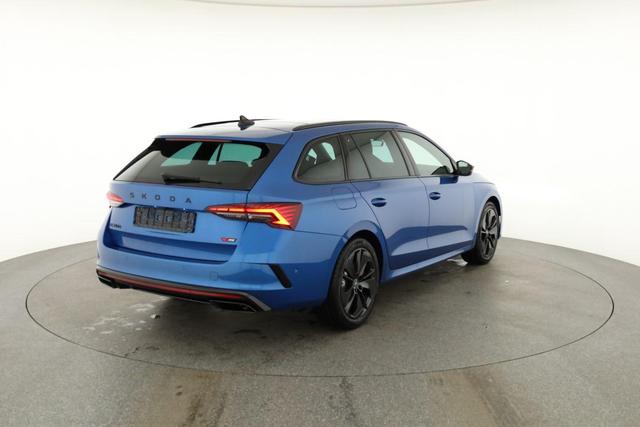 Skoda Octavia Combi 2.0 TSI 195 kW RS DSG, Pano, AHK, Navi, Matrix, Side, Winter, 5 J.-Garantie 