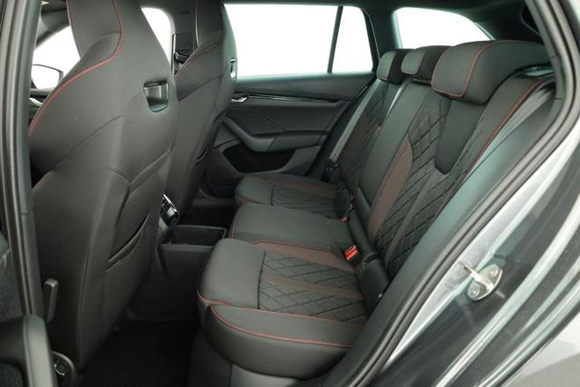 Skoda Octavia Combi 2.0 TSI 195 kW RS DSG, Standheizung, AHK, Navi, Matrix, Side, Winter, 5 J.-Garantie 