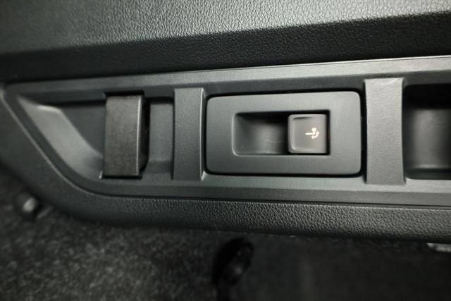 Skoda Octavia Combi 2.0 TSI 195 kW RS DSG, AHK, Navi, Matrix, Cant, Side, Winter, 5 J.-Garantie 