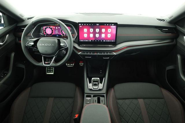 Skoda Octavia Combi 2.0 TSI 195 kW RS DSG, AHK, Navi, Matrix, Canton, Side, Winter, 5 J.-Garantie 